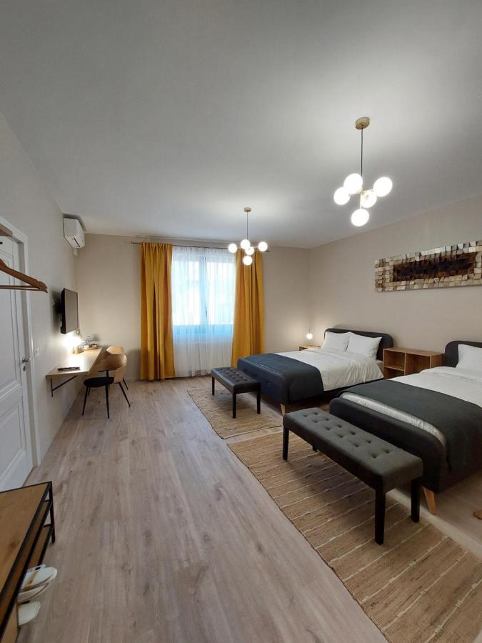 Mandarin Premium Apartments Târgu-Mureş Екстериор снимка