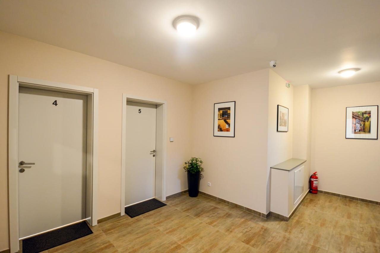 Mandarin Premium Apartments Târgu-Mureş Екстериор снимка